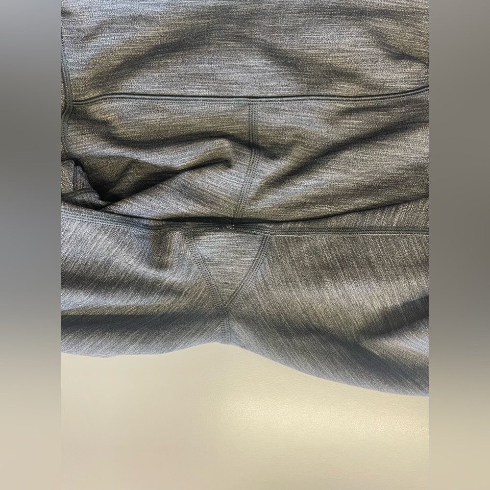 Lululemon Speed Up Tight 28" With Pockets Heathered Black sz 6 - Picture 13 of 14